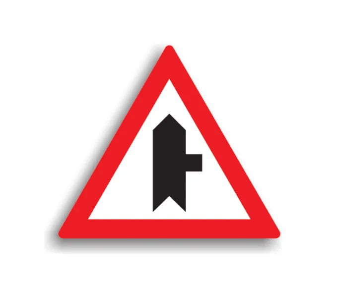 A34 - Intersecție cu drum fără prioritate (70 cm – CLASA I)