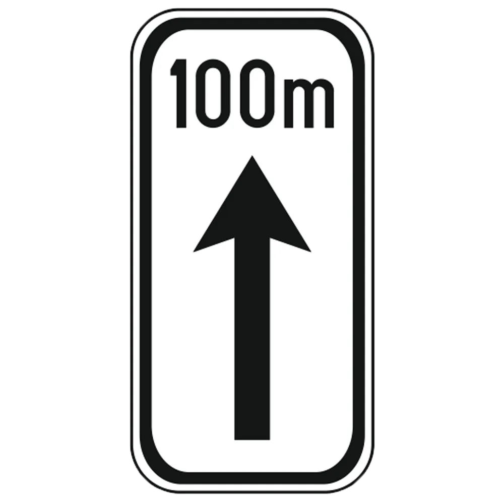P9 - Începutul și lungimea zonei de acțiune a indicatorului - 100 m (15x30 cm - CLASA I)