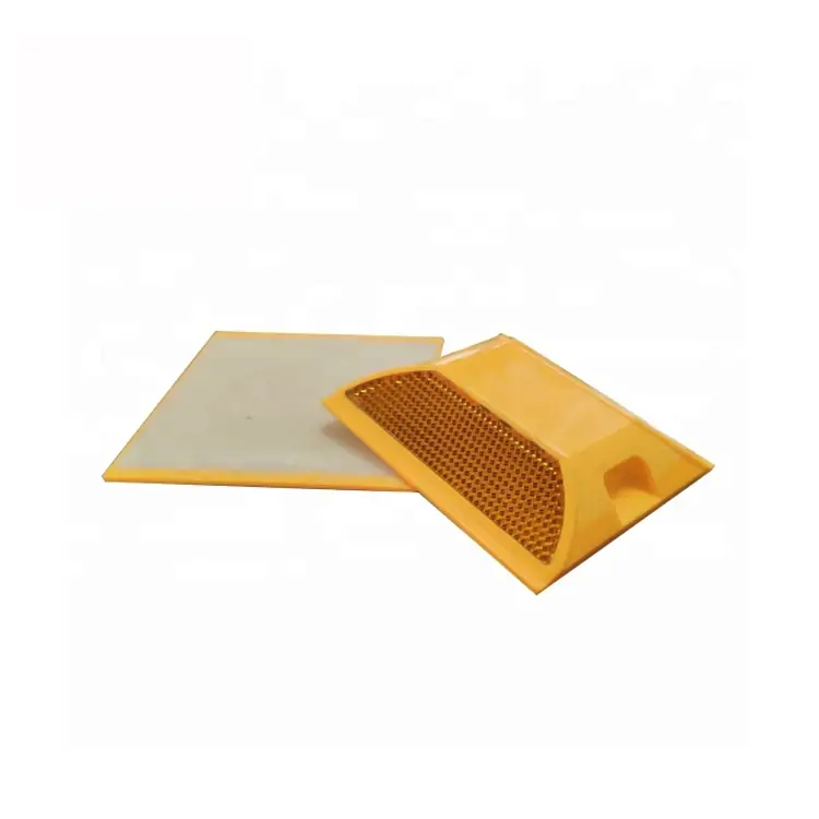 Buton Rutier Reflectorizant din ABS, 2 Reflectorizant, 10×10×2 cm
