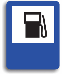 Stație alimentare cu carburant, indicatoare rutiere